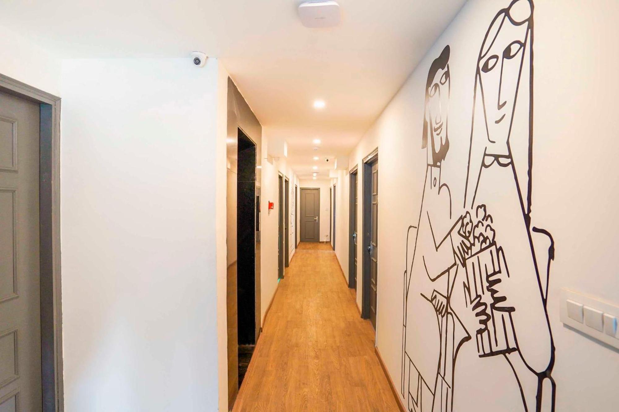 Super Townhouse O Hotel Aditya Residency Near Parthala Over Bridge Sector 121 Noida Indirapuram Exterior foto